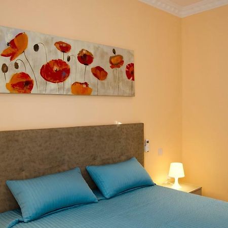 Sliema Duplex 1 Bedroom Apartment - Sleeps 4 Eksteriør billede