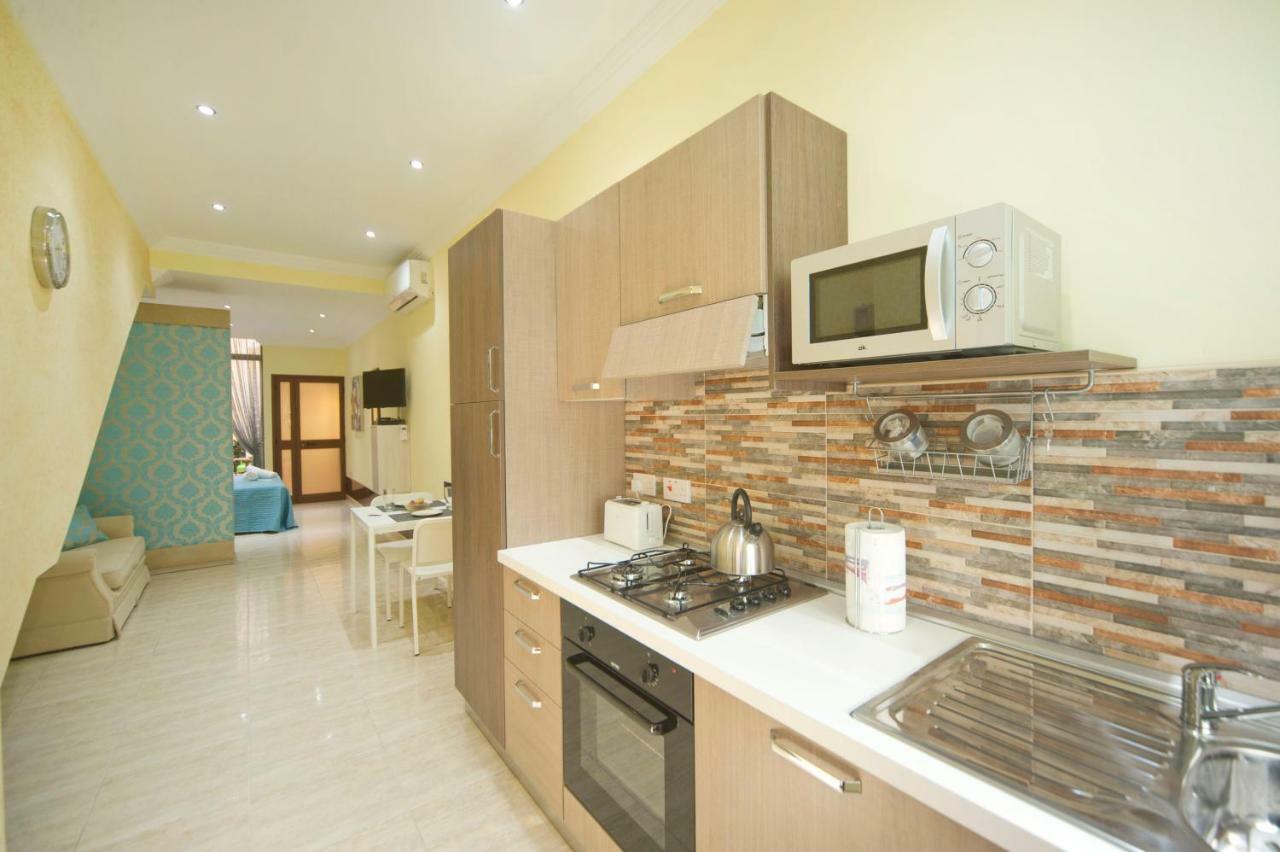 Sliema Duplex 1 Bedroom Apartment - Sleeps 4 Eksteriør billede