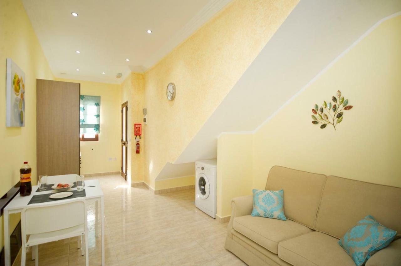 Sliema Duplex 1 Bedroom Apartment - Sleeps 4 Eksteriør billede